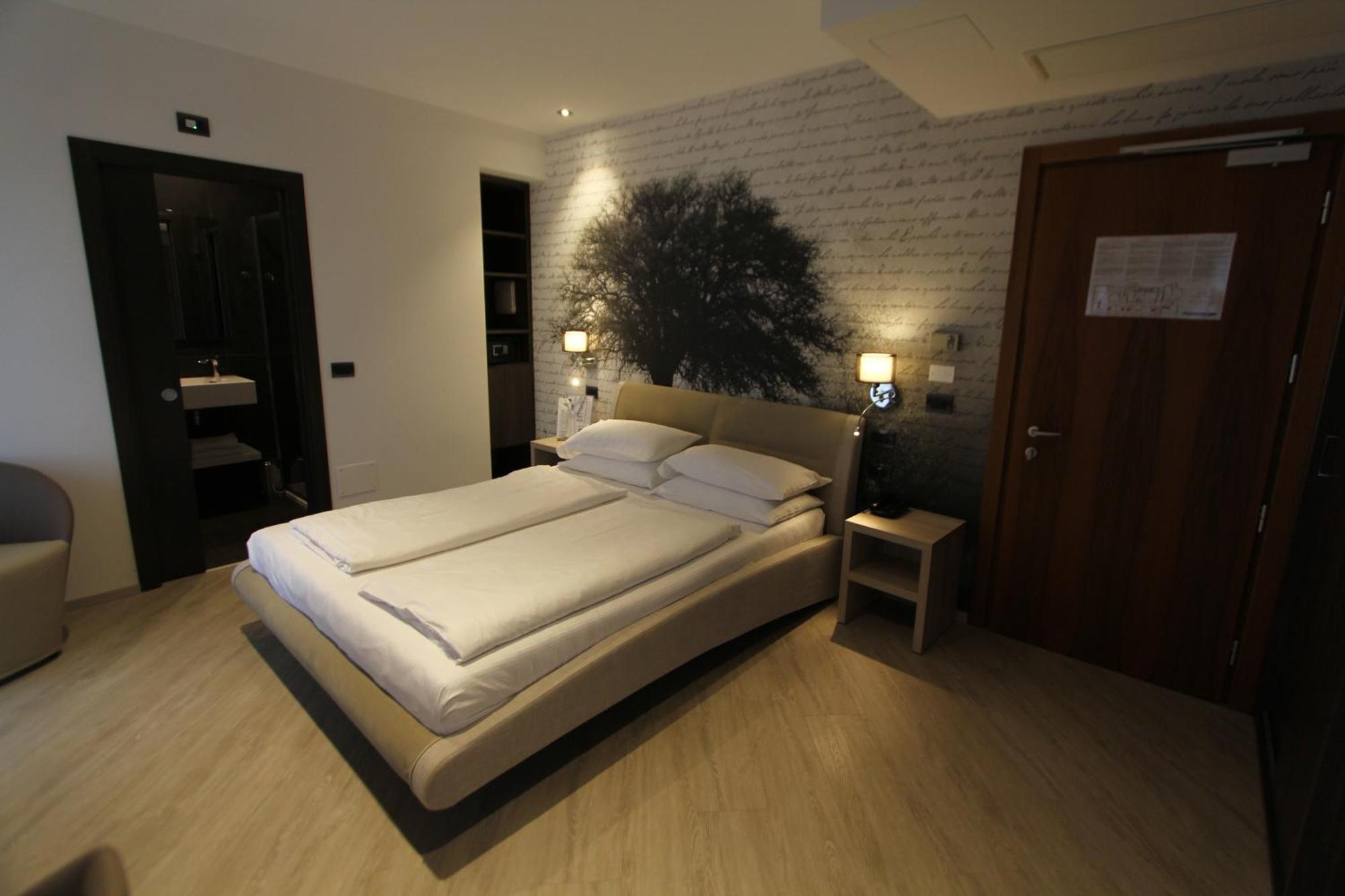 Hotel Villa Rosa Torbole Sul Garda Екстер'єр фото